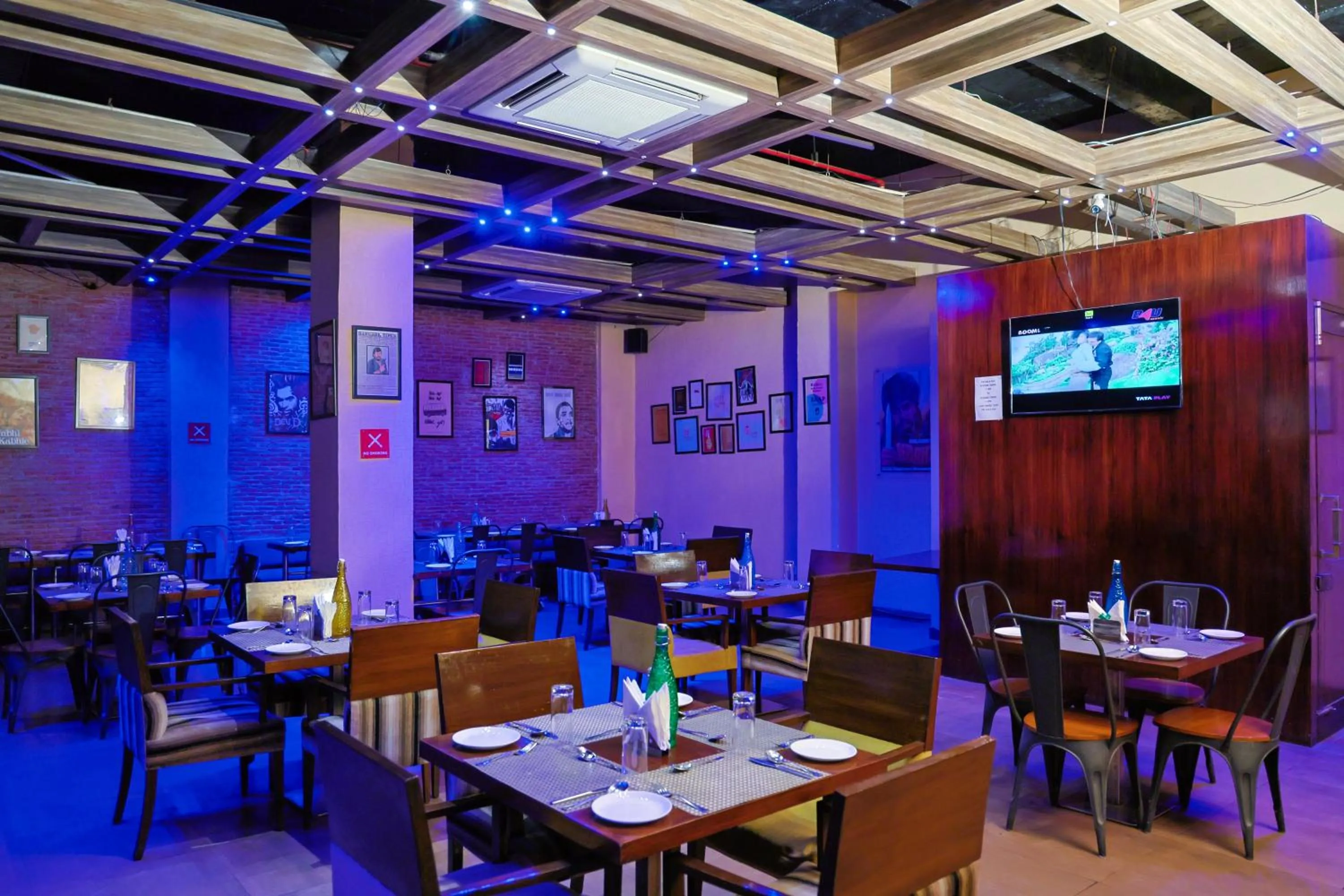 Lounge or bar in Le Roi Udaipur