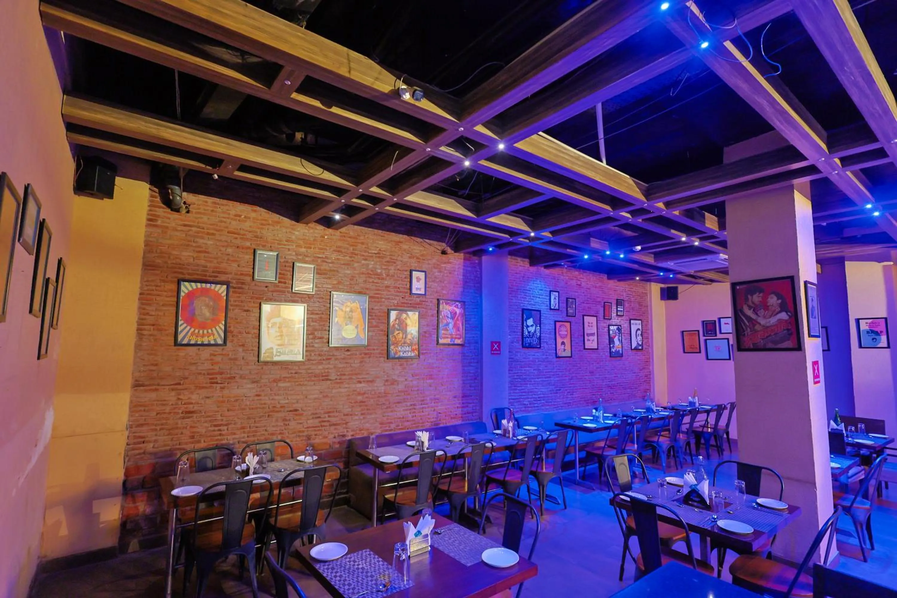 Lounge or bar in Le Roi Udaipur