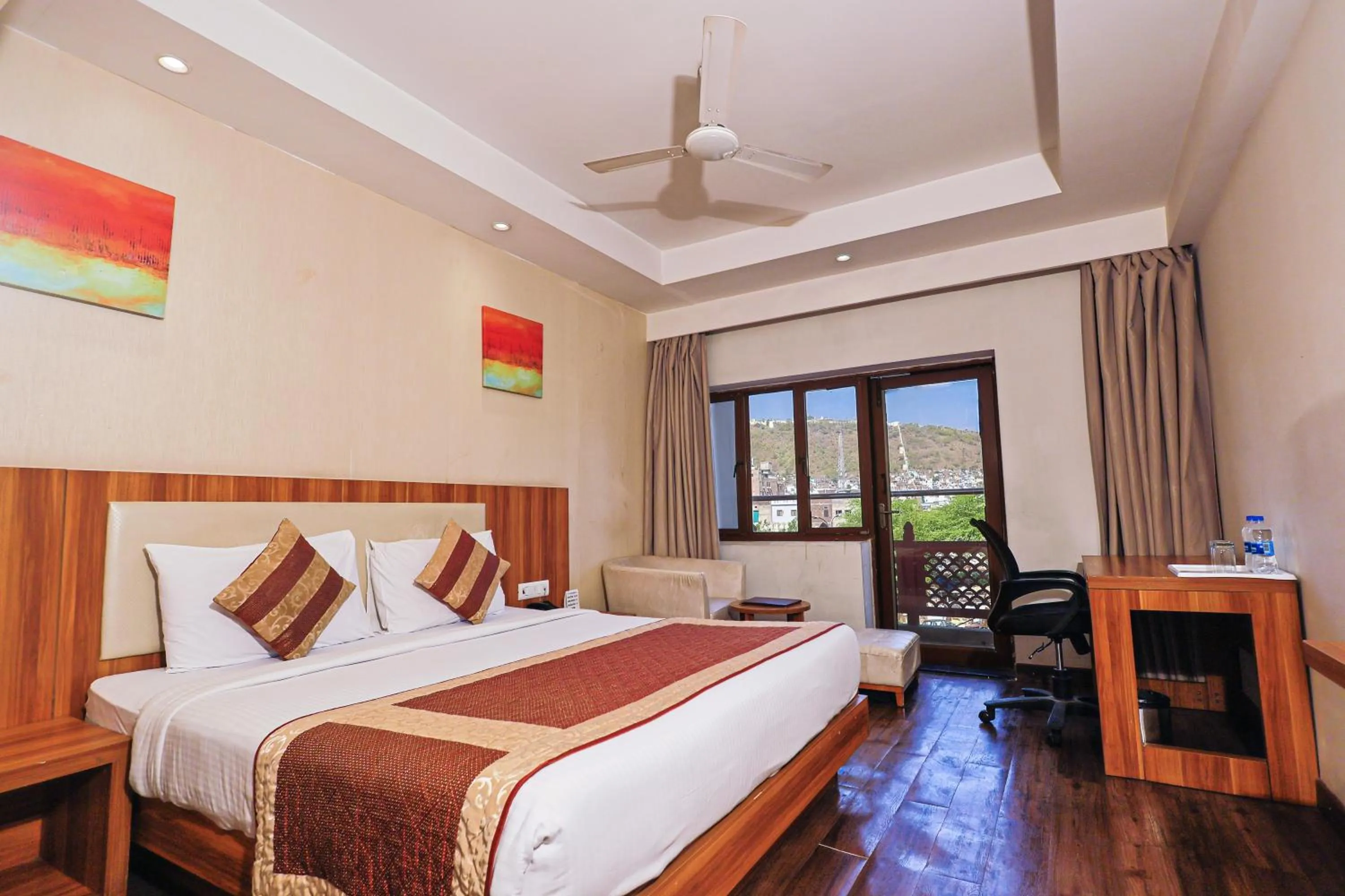 Balcony/Terrace, Bed in Le Roi Udaipur