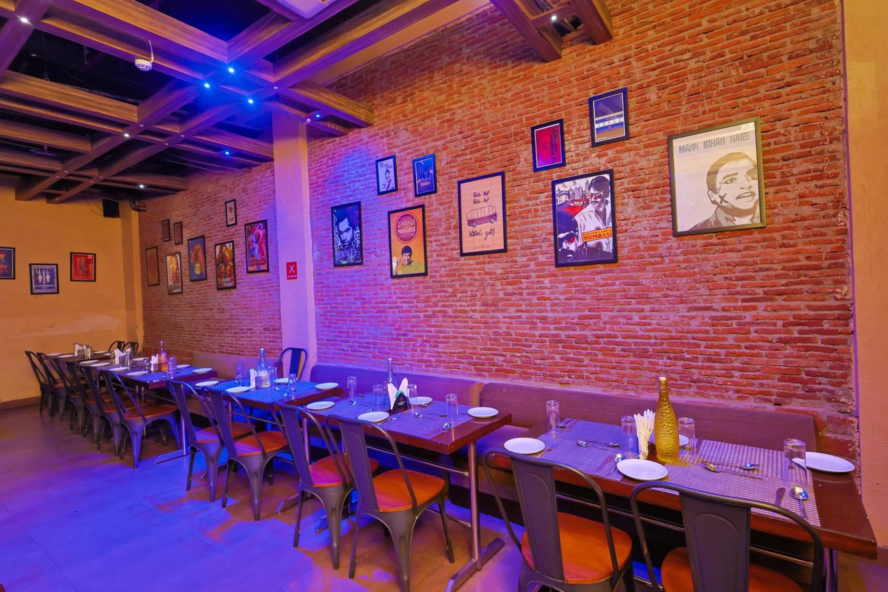 Lounge or bar in Le Roi Udaipur