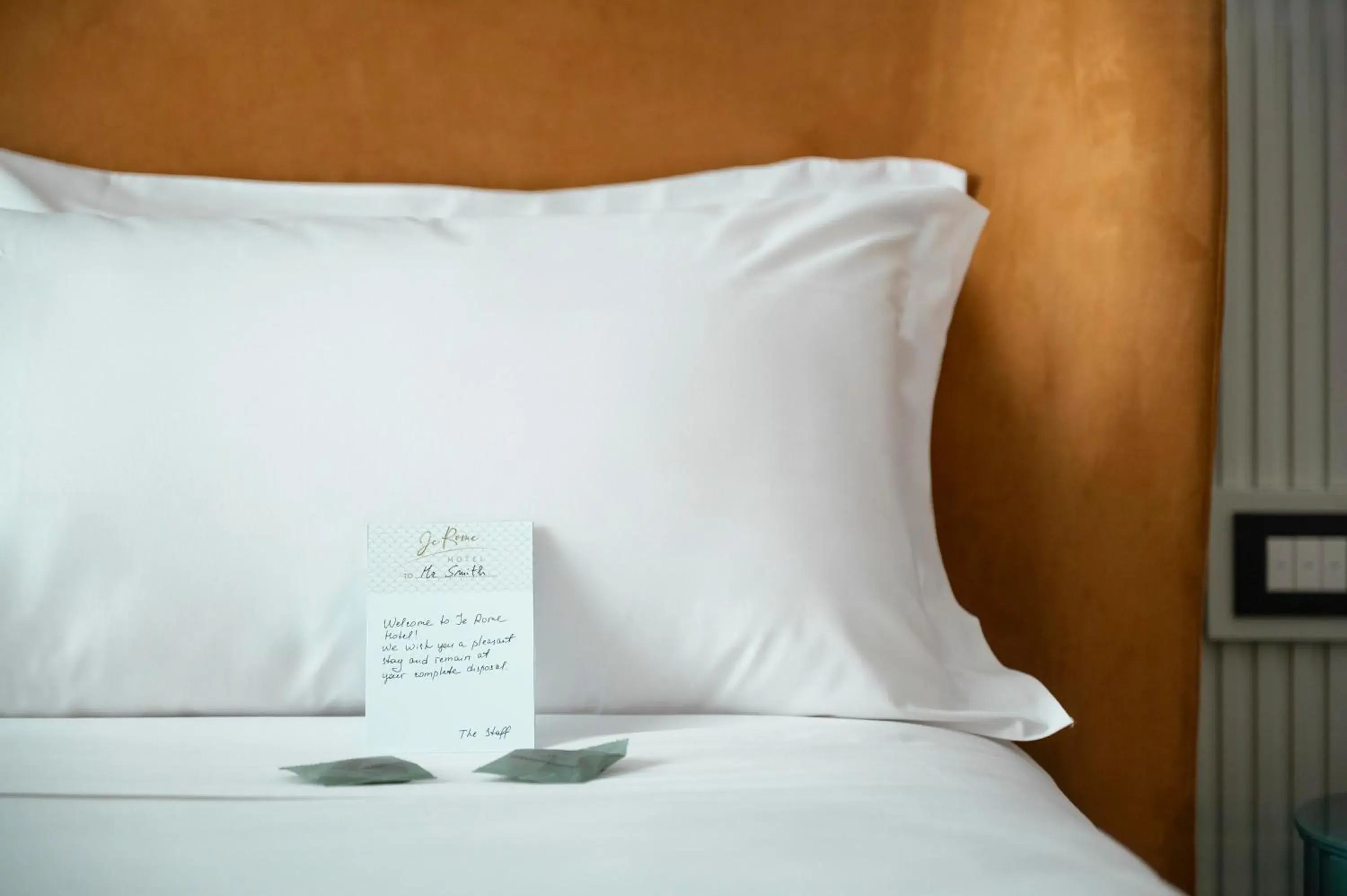 Bed in Je Rome Hotel Bed in Je Rome Hotel