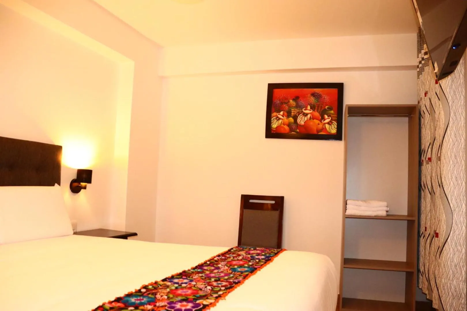 Bed in Tikal Inn Machupicchu