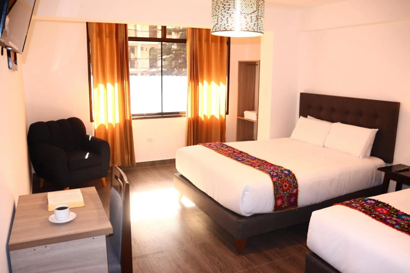 Bed in Tikal Inn Machupicchu