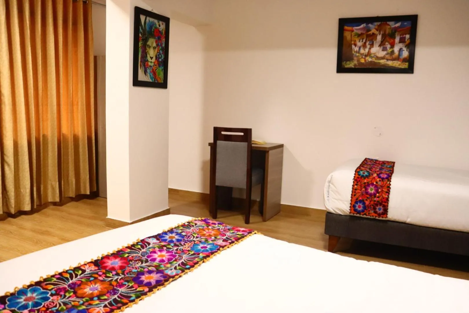 Bed in Tikal Inn Machupicchu