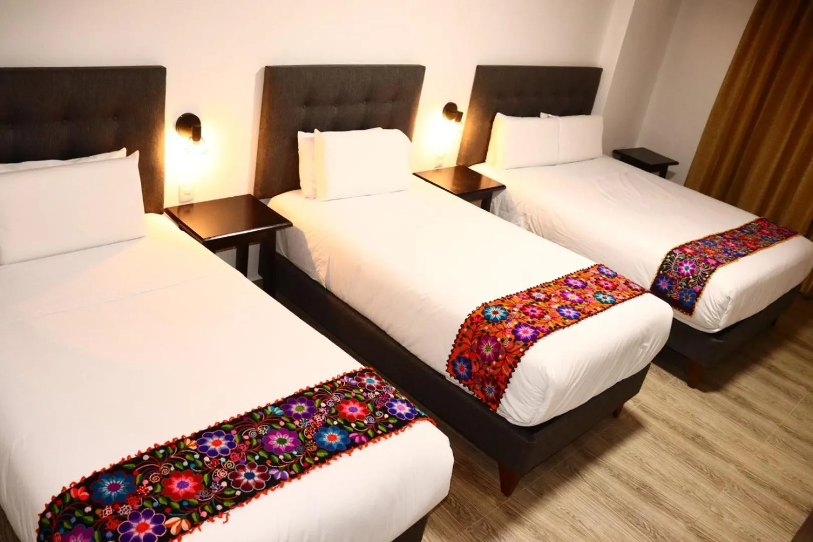 Bed in Tikal Inn Machupicchu