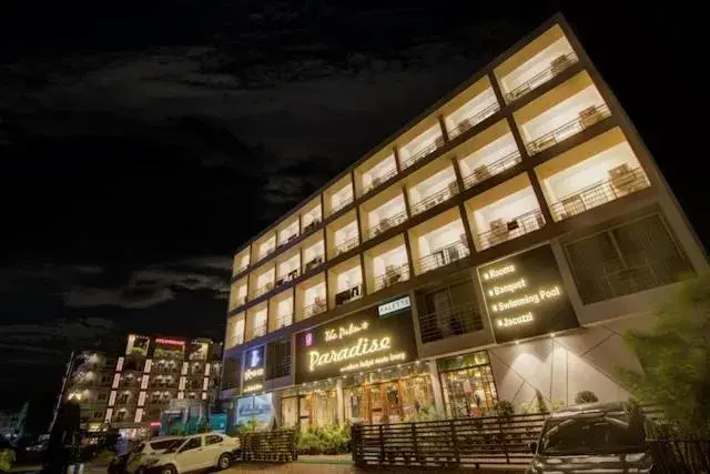 Property building in The Pikus Paradise Property building in The Pikus Paradise