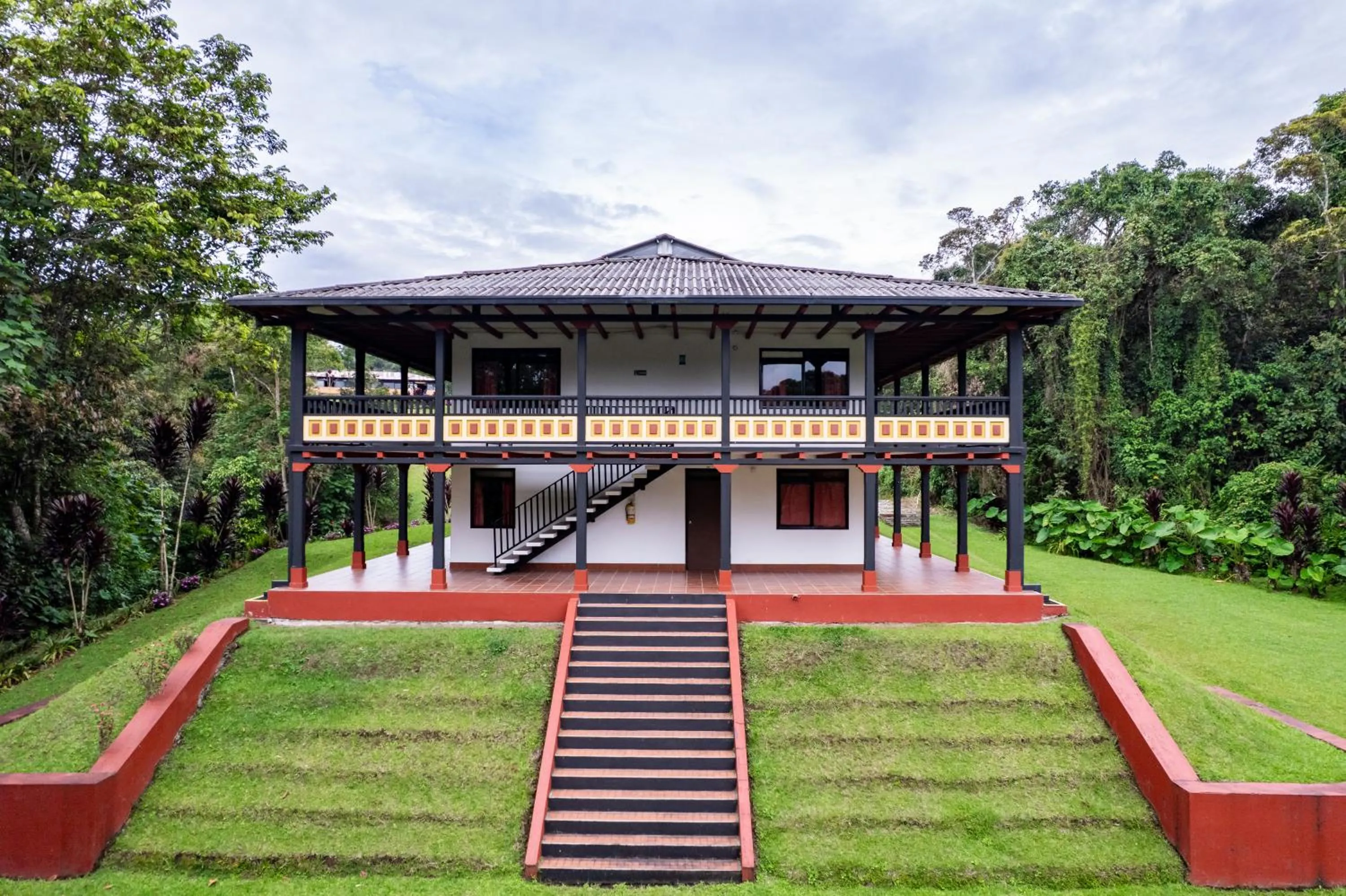 Property building in Hotel Guaitipan Ancestral