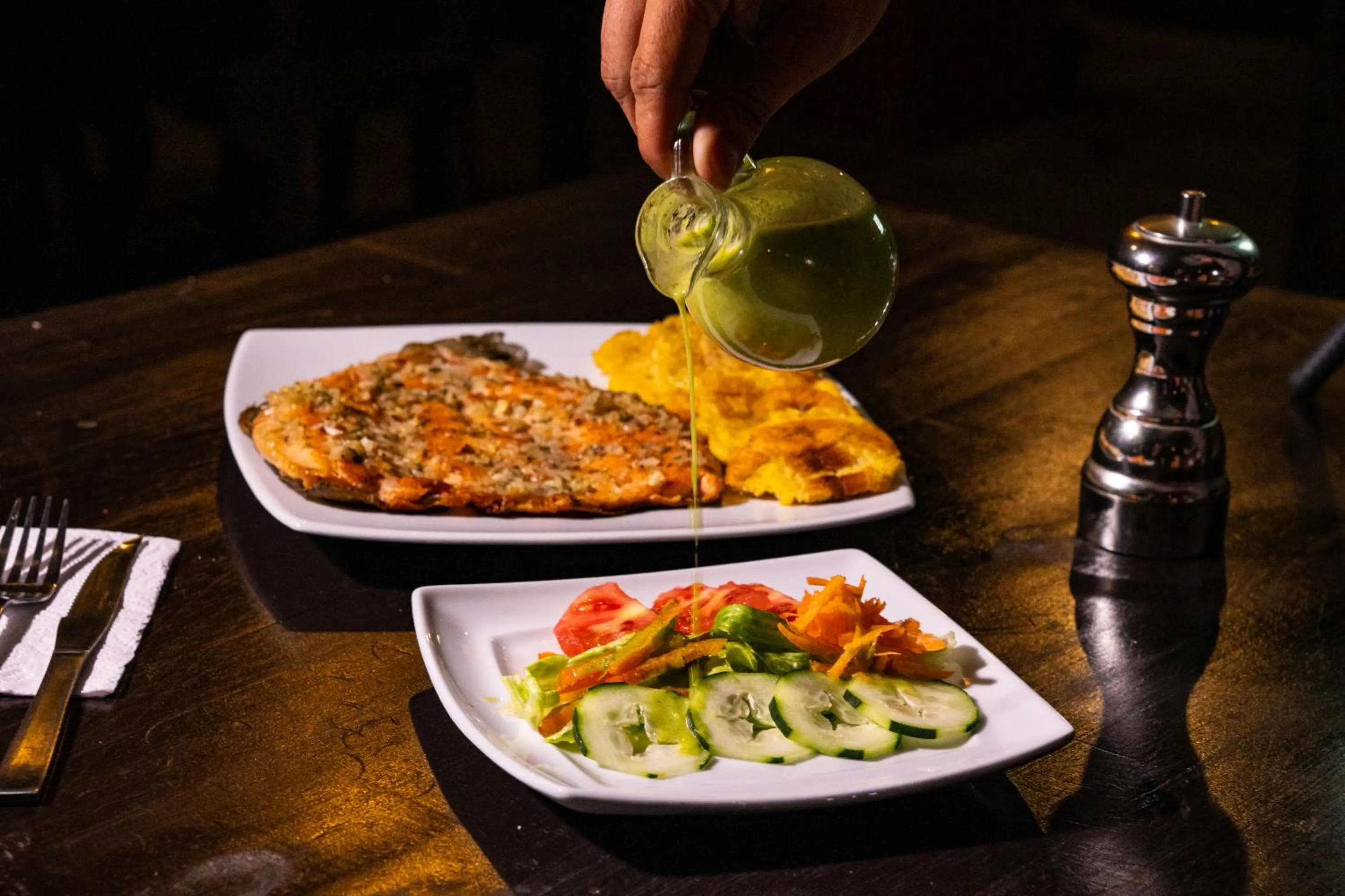 Restaurant/places to eat in Hotel Guaitipan Ancestral