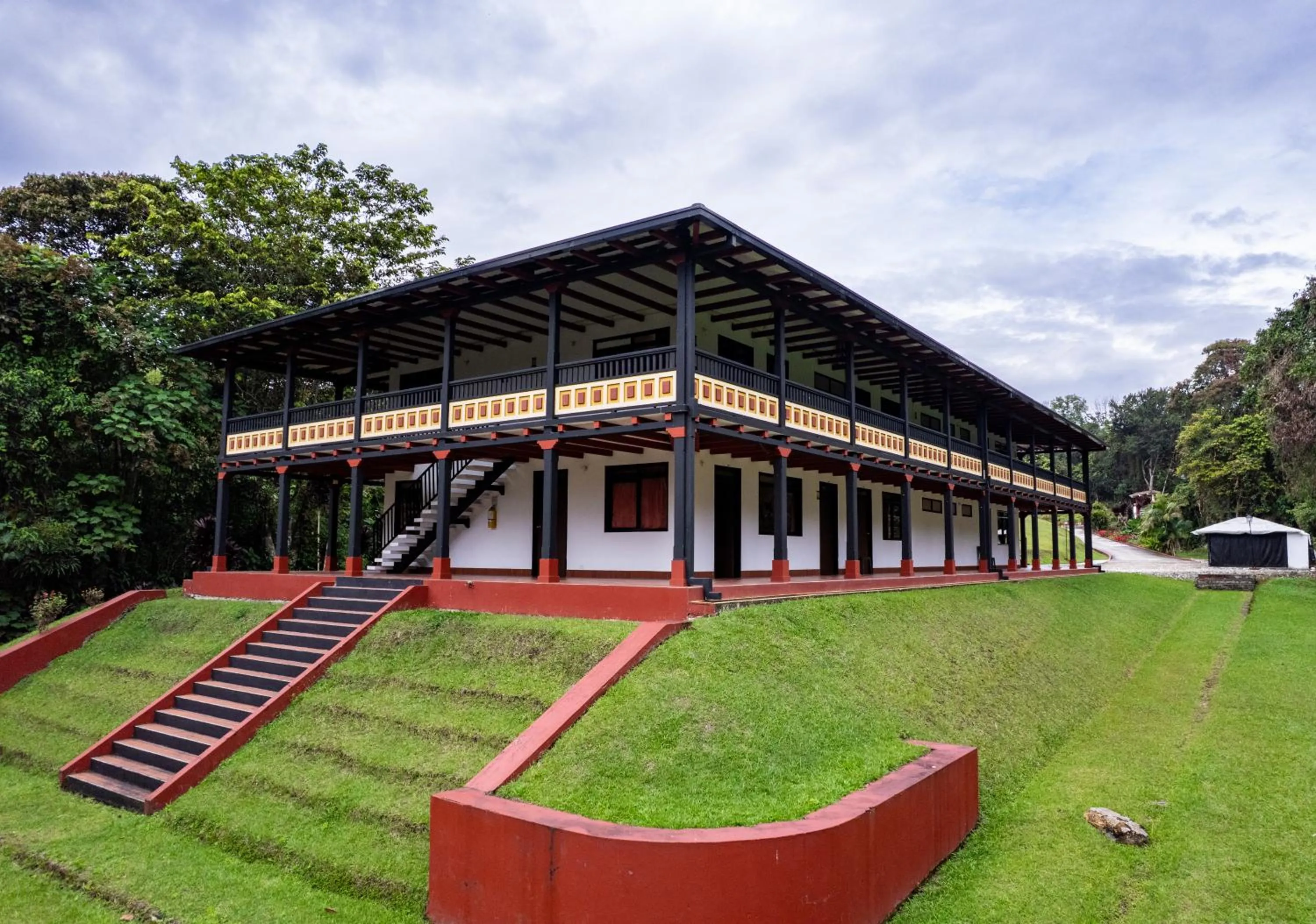 Property building in Hotel Guaitipan Ancestral