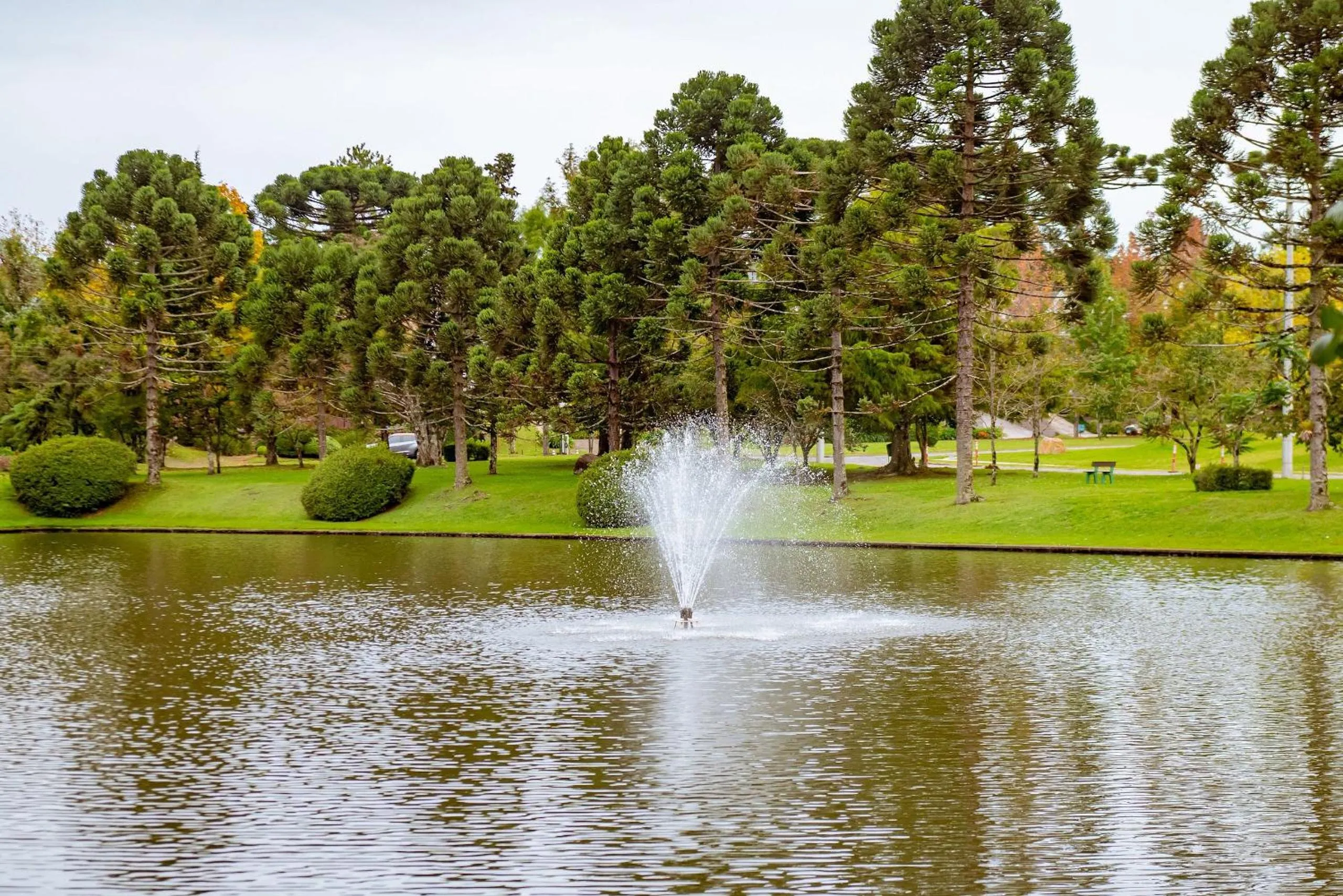 Lake view in Suíte Laje de Pedra Mountain Village