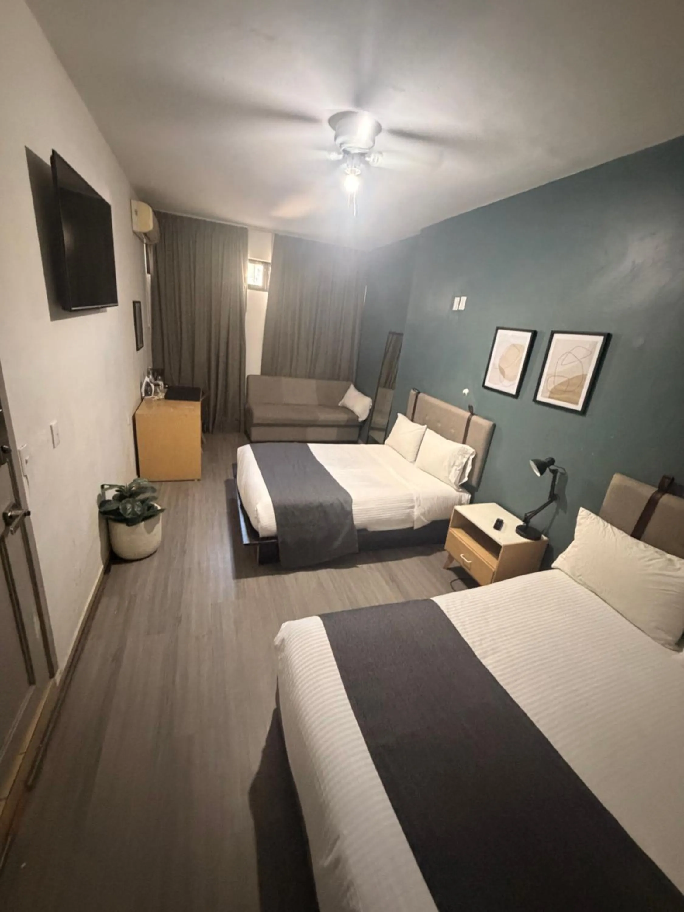 Casa Almera Self Check-in