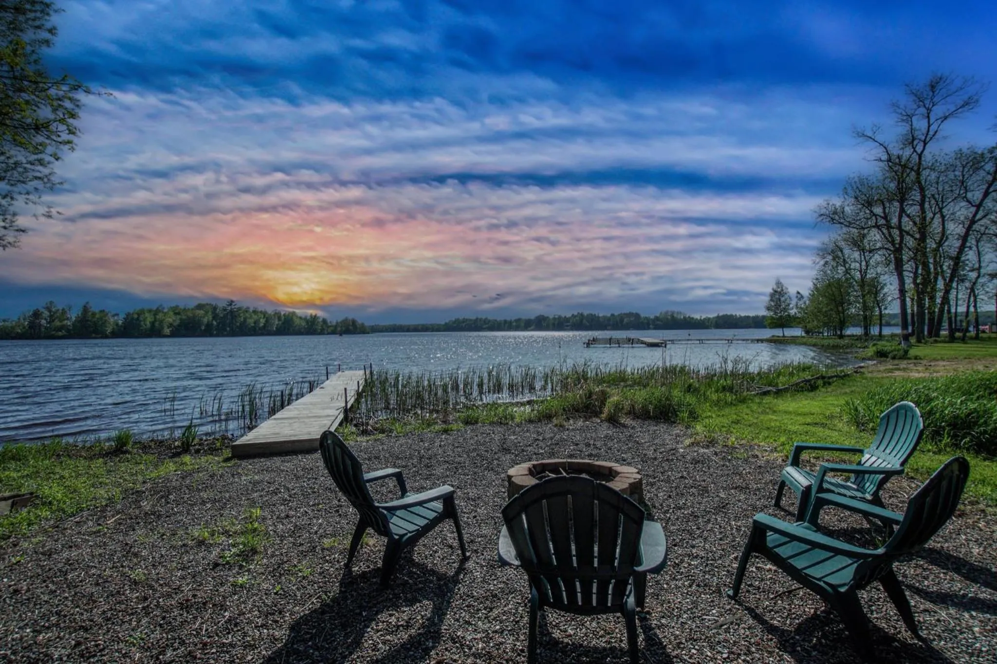 Lake view in Lena's Northern Pines Resort