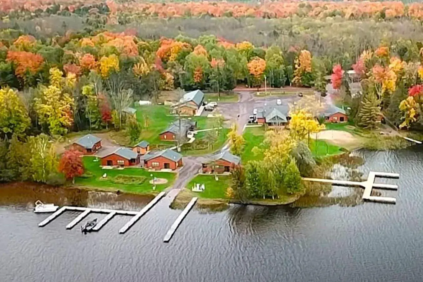 Lena's Northern Pines Resort Lena's Northern Pines Resort