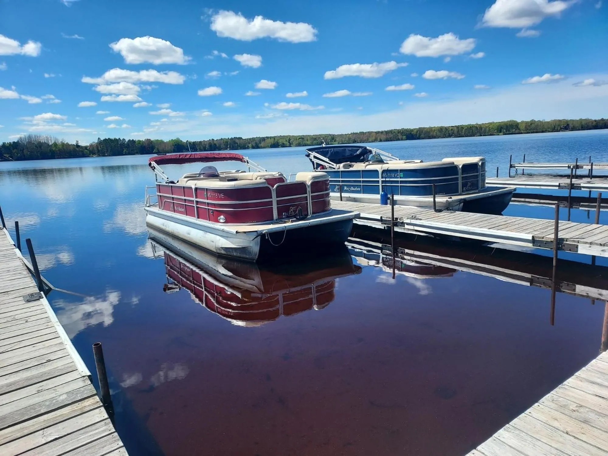 Lake view in Lena's Northern Pines Resort