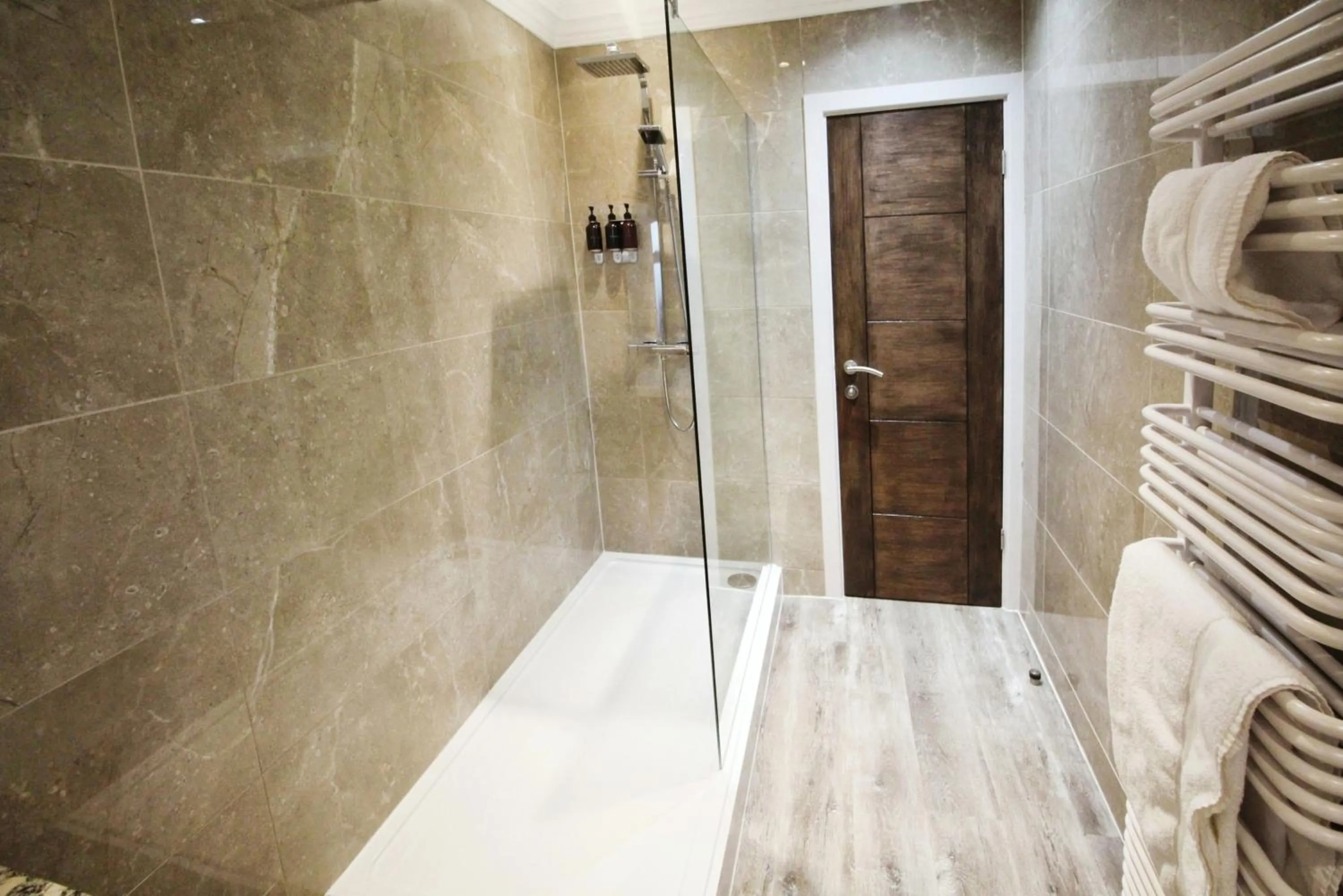 Shower in The Psalter