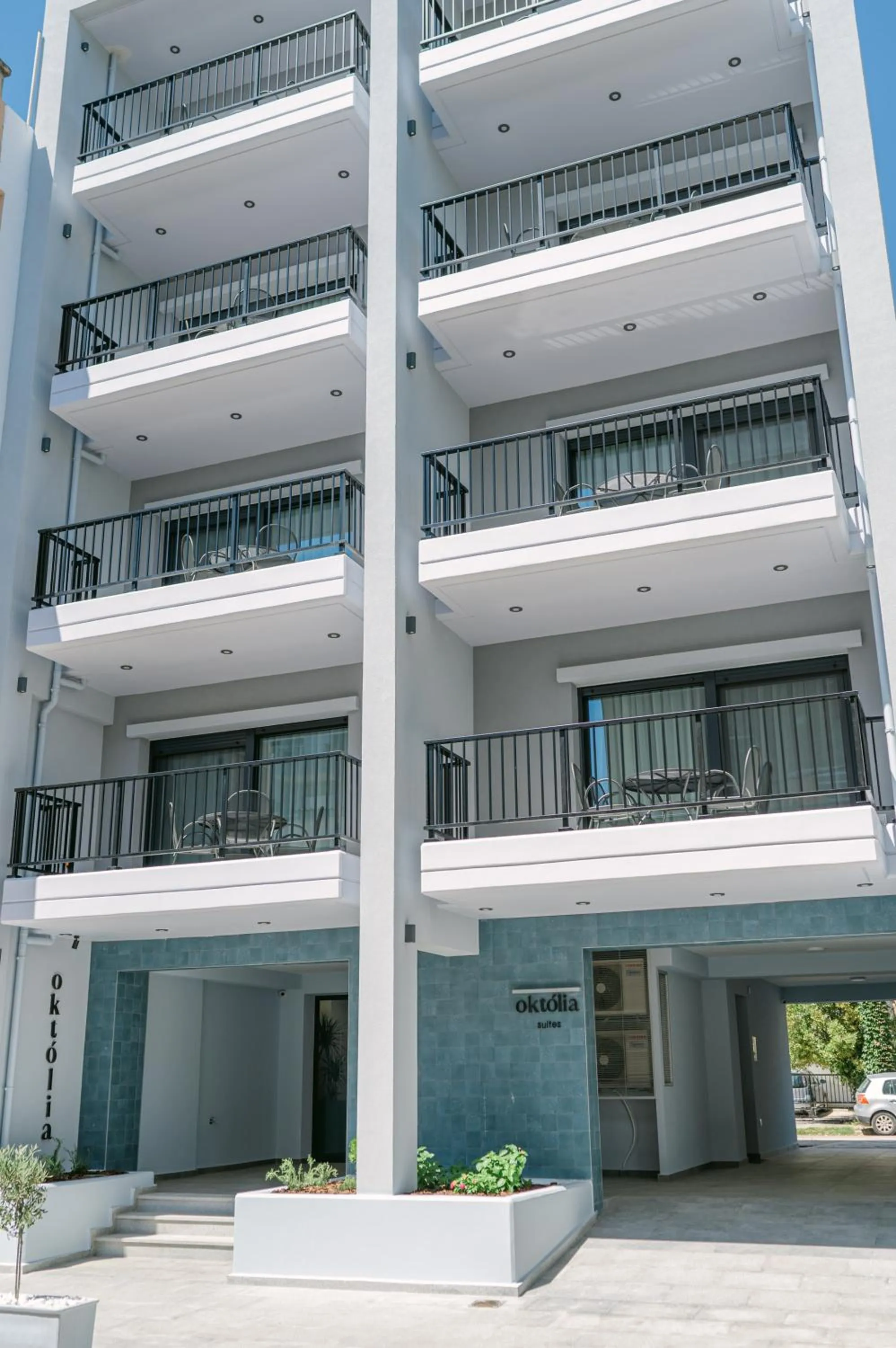 Facade/entrance in Oktolia suites