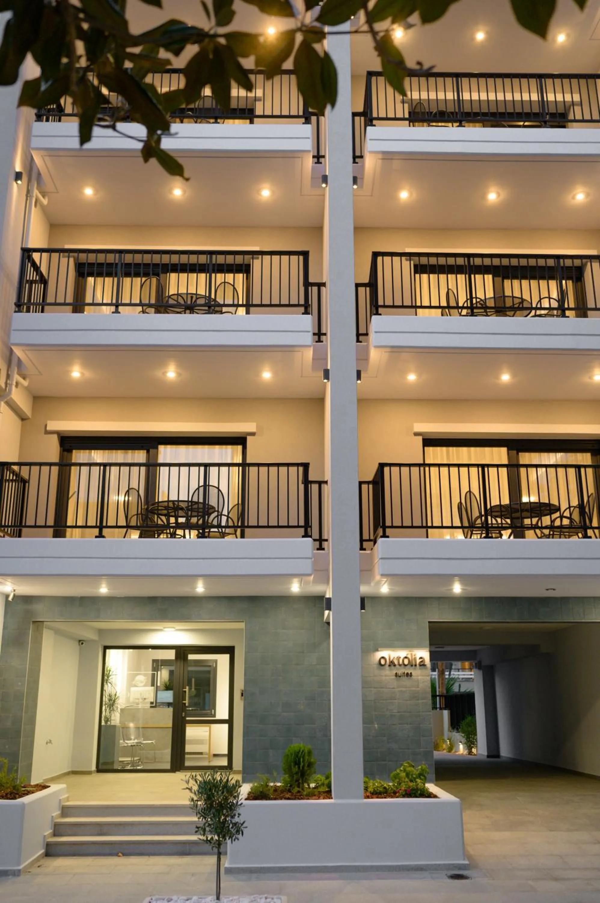 Facade/entrance in Oktolia suites