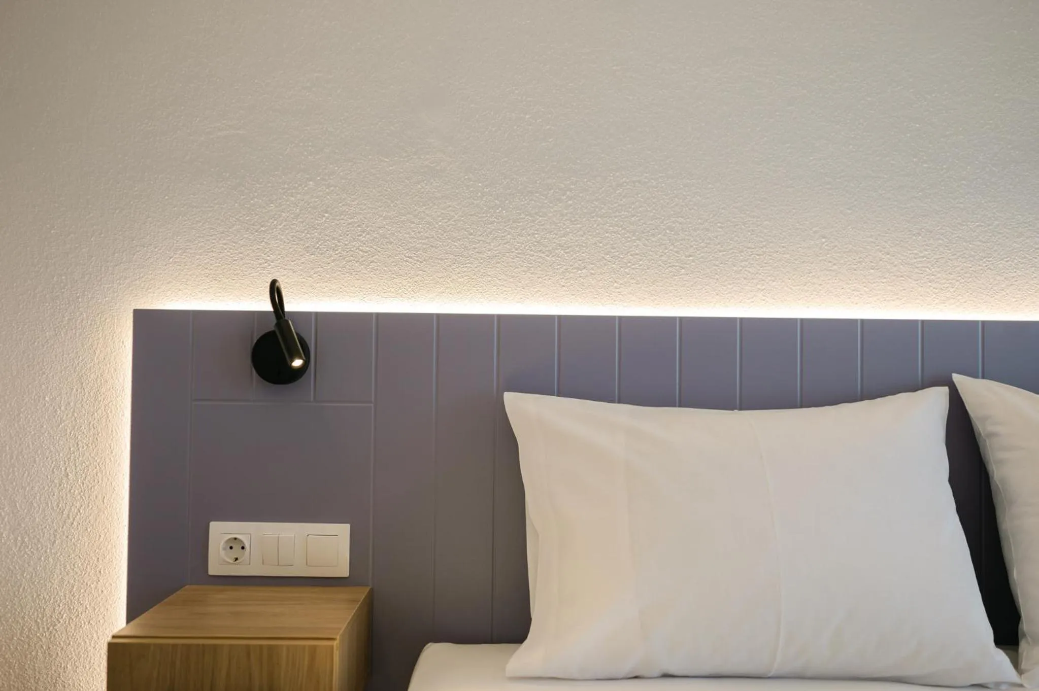 Bedroom, Bed in Oktolia suites