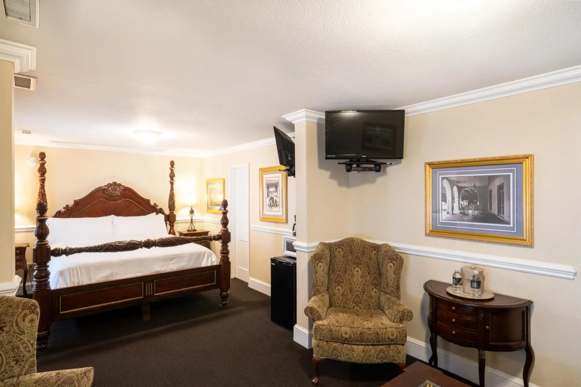 Lake Lure Inn and Spa