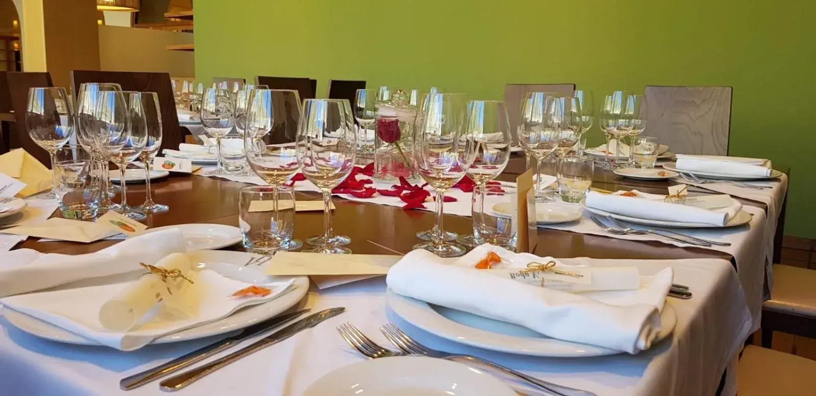 Restaurant/places to eat in Hotel Vall de Núria Restaurant/places to eat in Hotel Vall de Núria