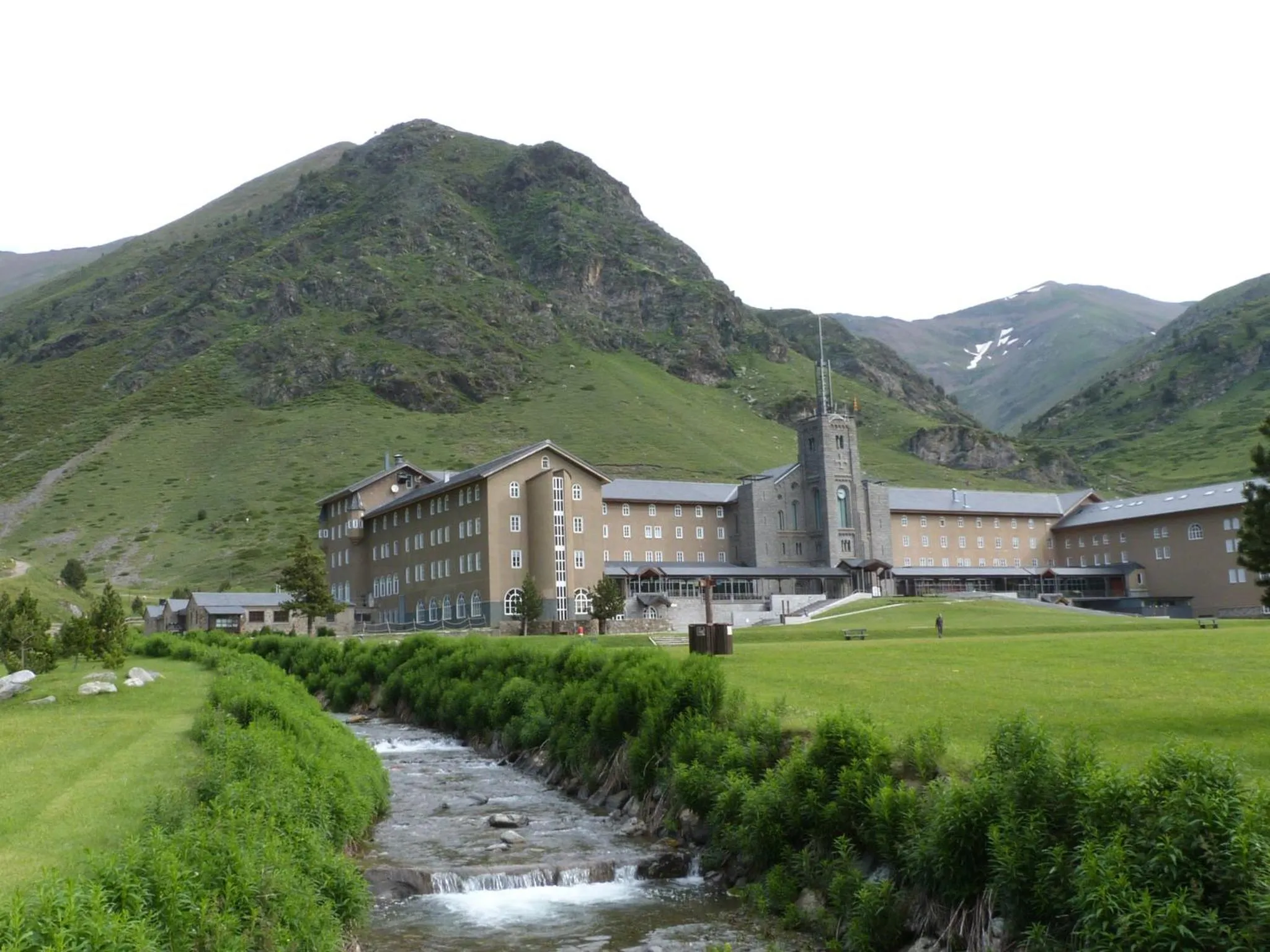 Property building in Hotel Vall de Núria