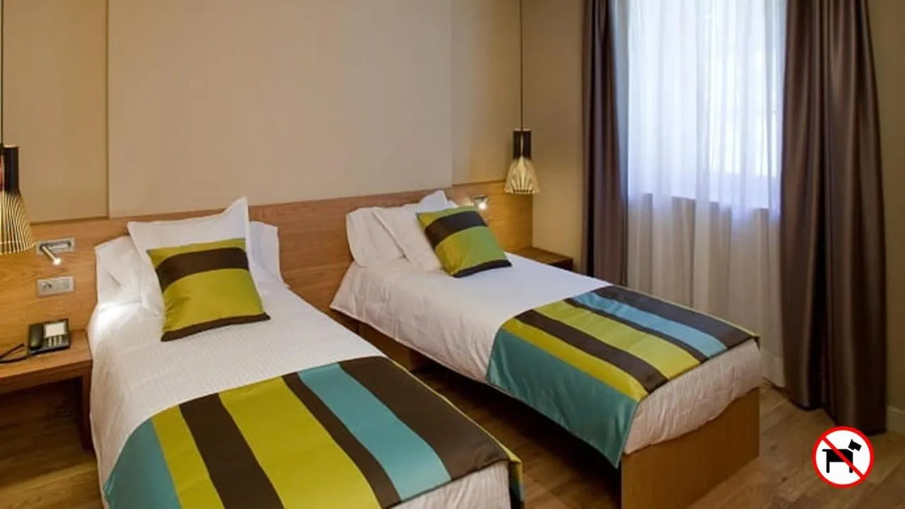 Bedroom, Bed in Hotel Vall de Núria