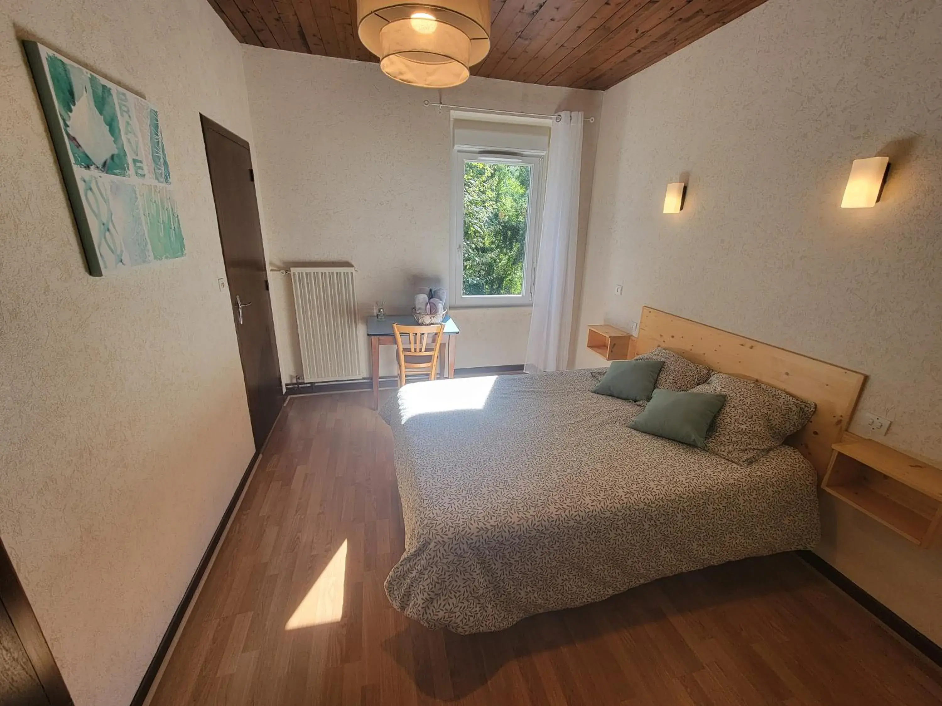 Double Room in Aux gorges du Dourdou Double Room in Aux gorges du Dourdou