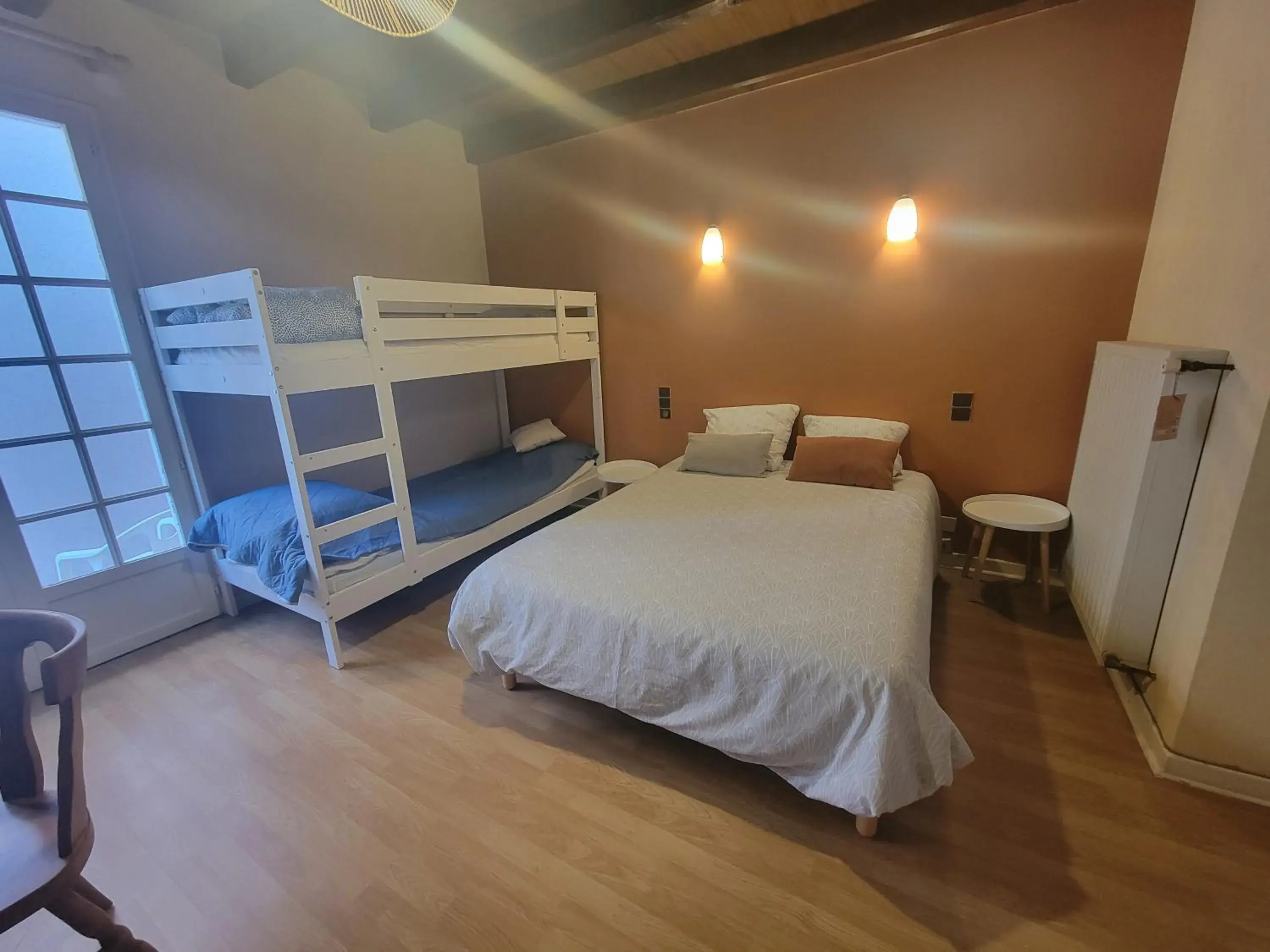 Family Room with Private Bathroom in Aux gorges du Dourdou Family Room with Private Bathroom in Aux gorges du Dourdou