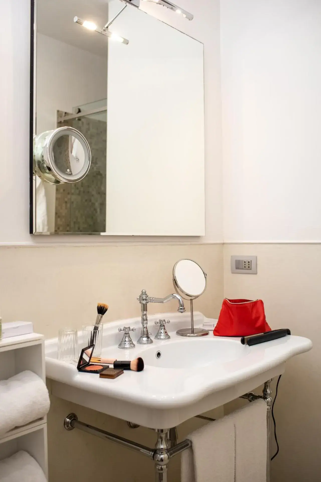 Bathroom in The Fifteen Keys Hotel Bathroom in The Fifteen Keys Hotel