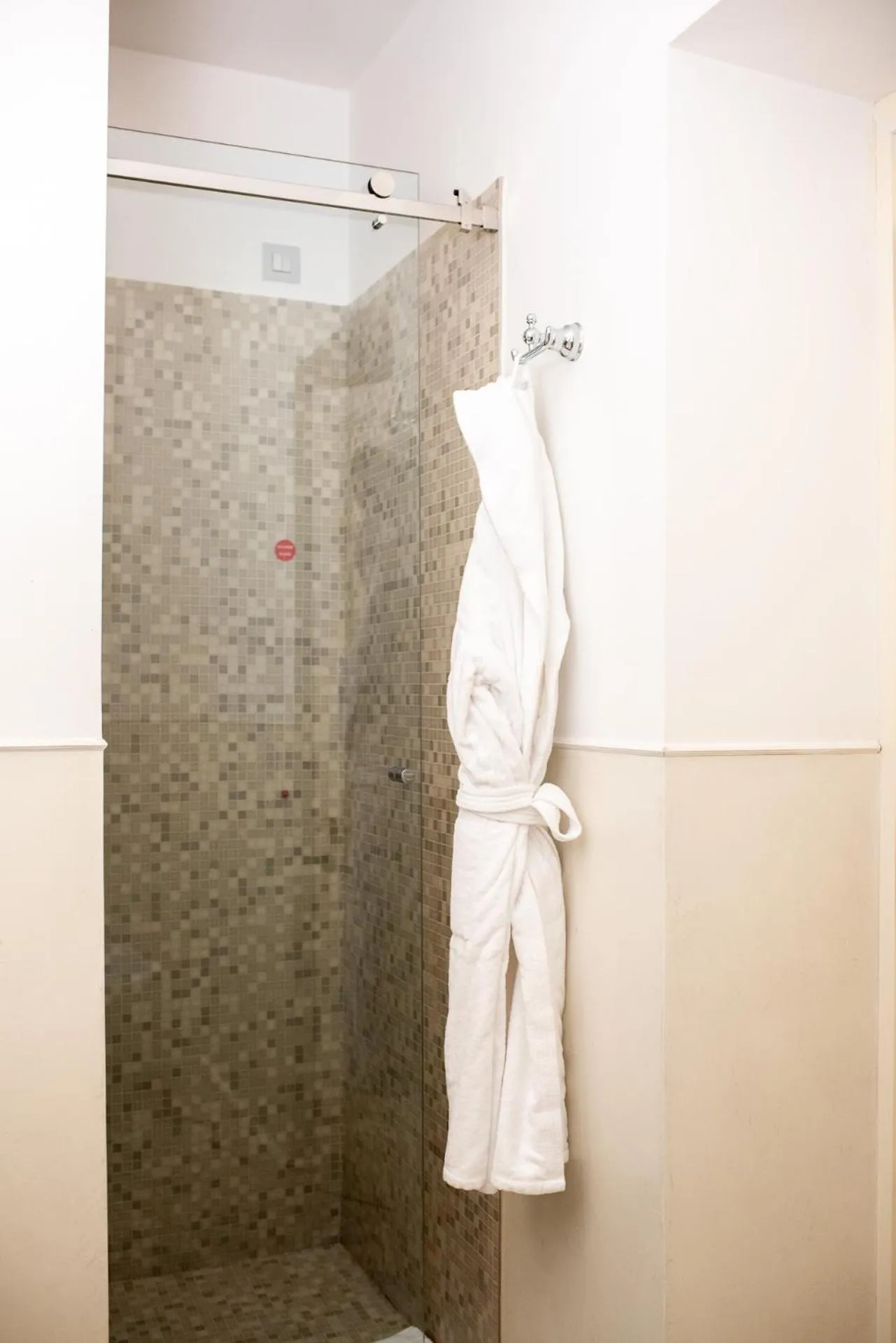 Bathroom in The Fifteen Keys Hotel