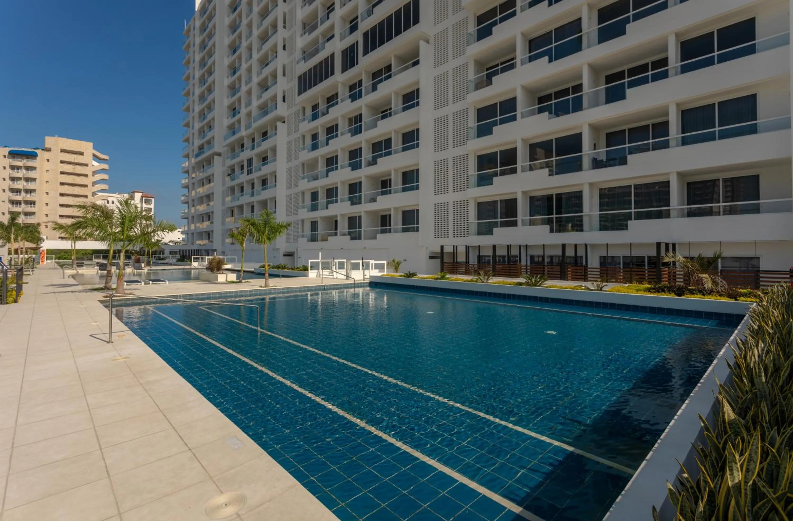Swimming pool in Hotel Porto Horizonte All inclusive By OxoHotel