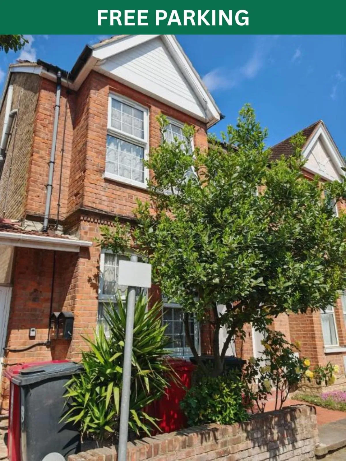 SnoozeDen Wellesley - Near to Slough Station