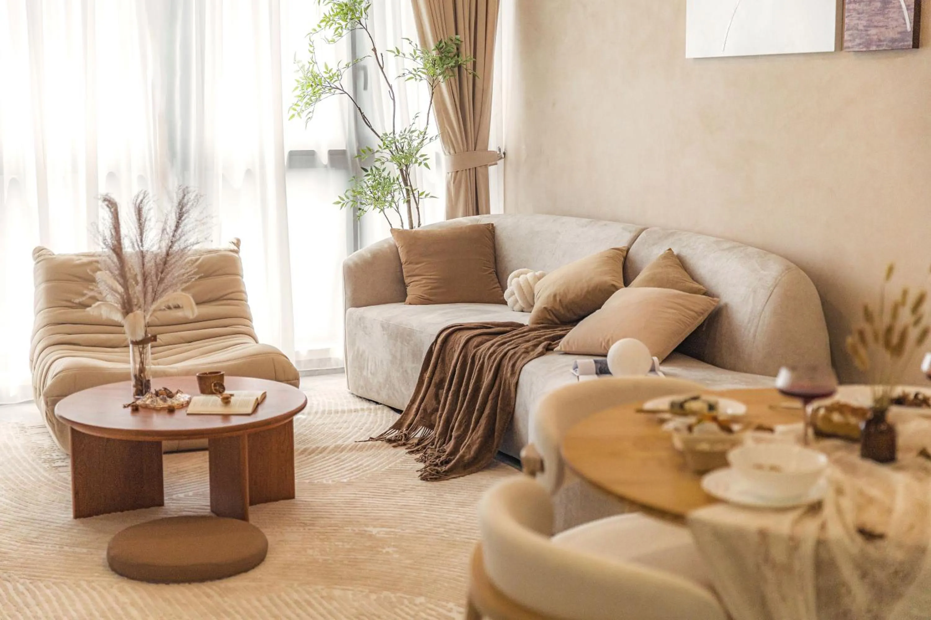 Living room in NaiBnB in Agile Bukit Bintang - 5 mins walk to TRX