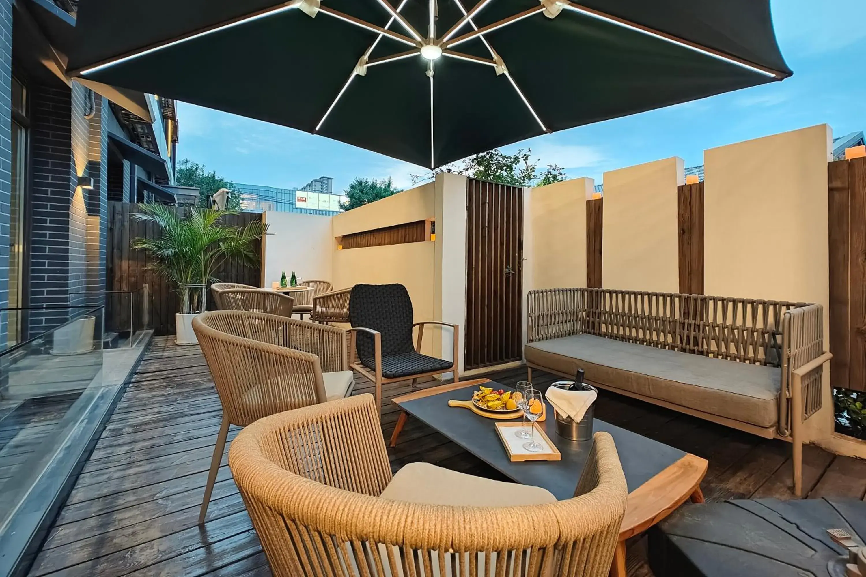 Courtyard Queen Room in Jingli Hotel Beijing Heshenghui Dajiaoting Subway Station Branch Courtyard Queen Room in Jingli Hotel Beijing Heshenghui Dajiaoting Subway Station Branch