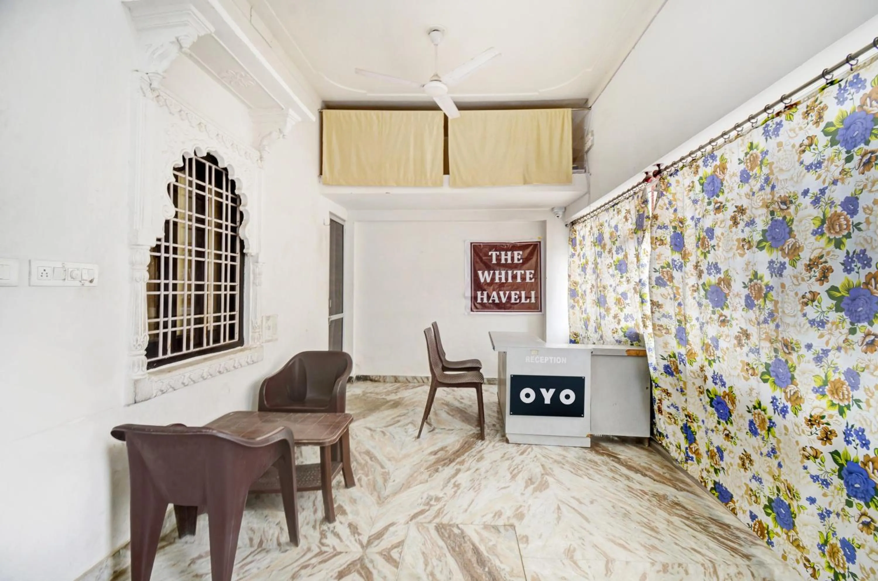 Lobby or reception in Hotel O The White Haveli