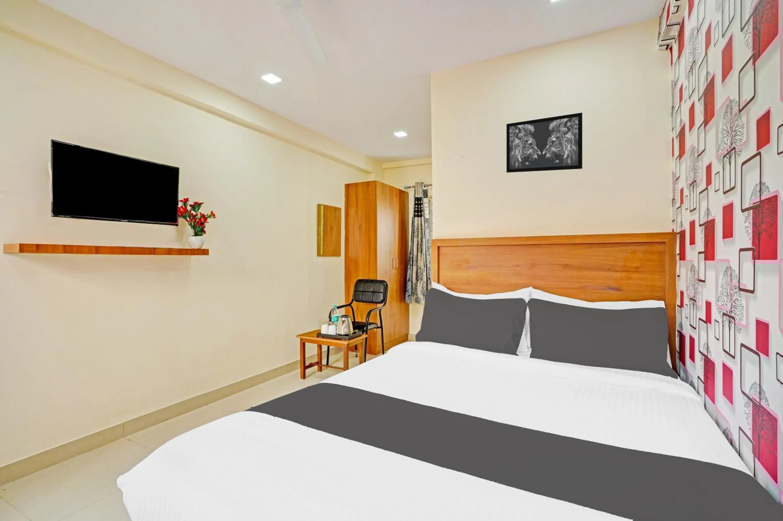 Bedroom in Hotel O Chalukya Comfort