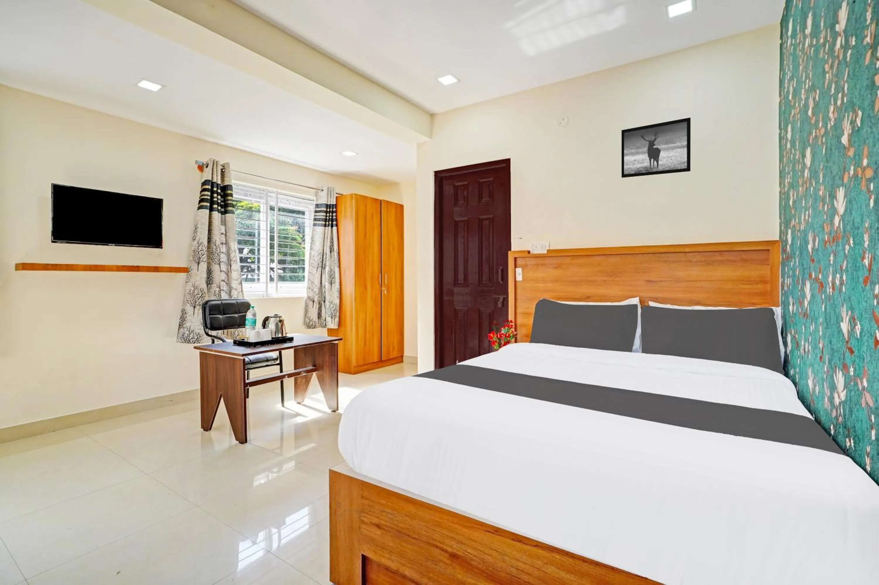 Bedroom in Hotel O Chalukya Comfort