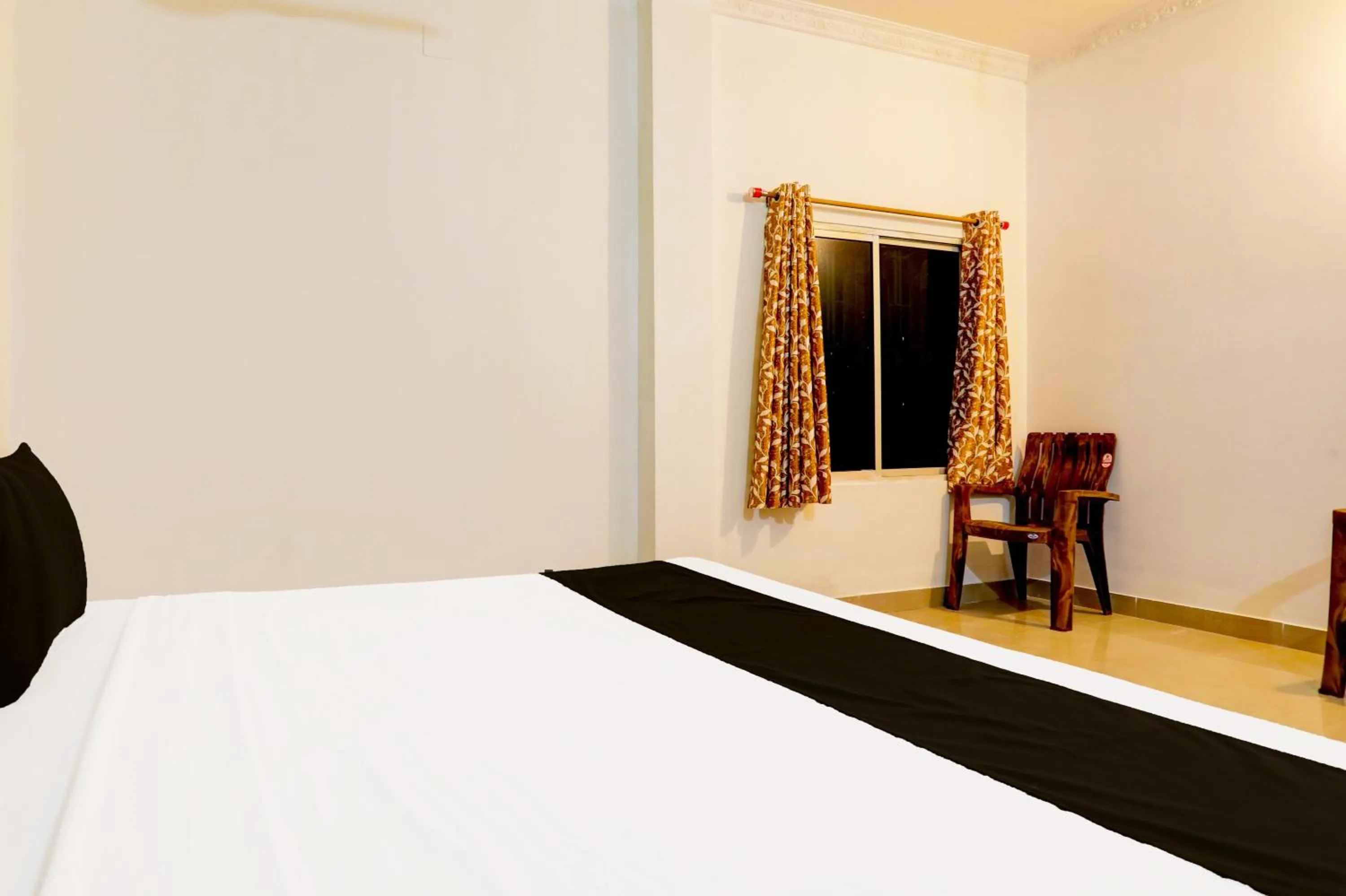 Bedroom, Bed in Hotel O Ayendri Premium Guest House