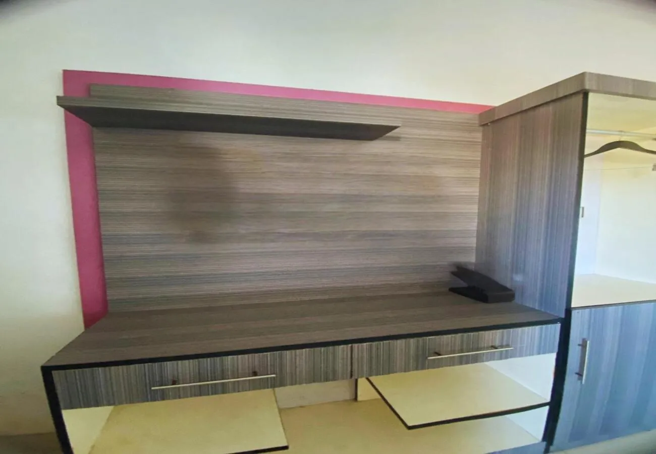 wardrobe in Napura Homestay