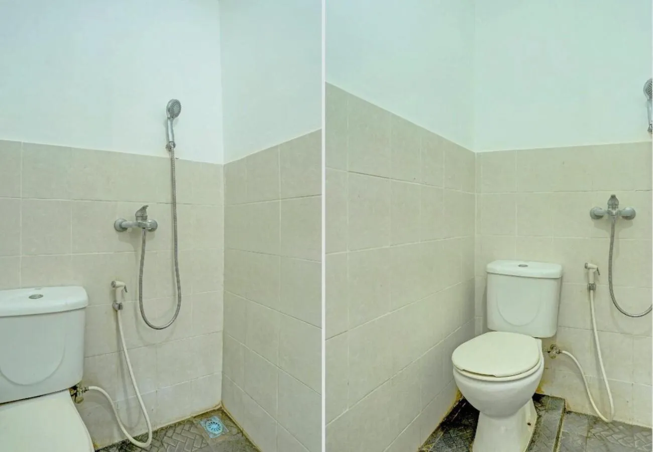 Bathroom in Napura Homestay