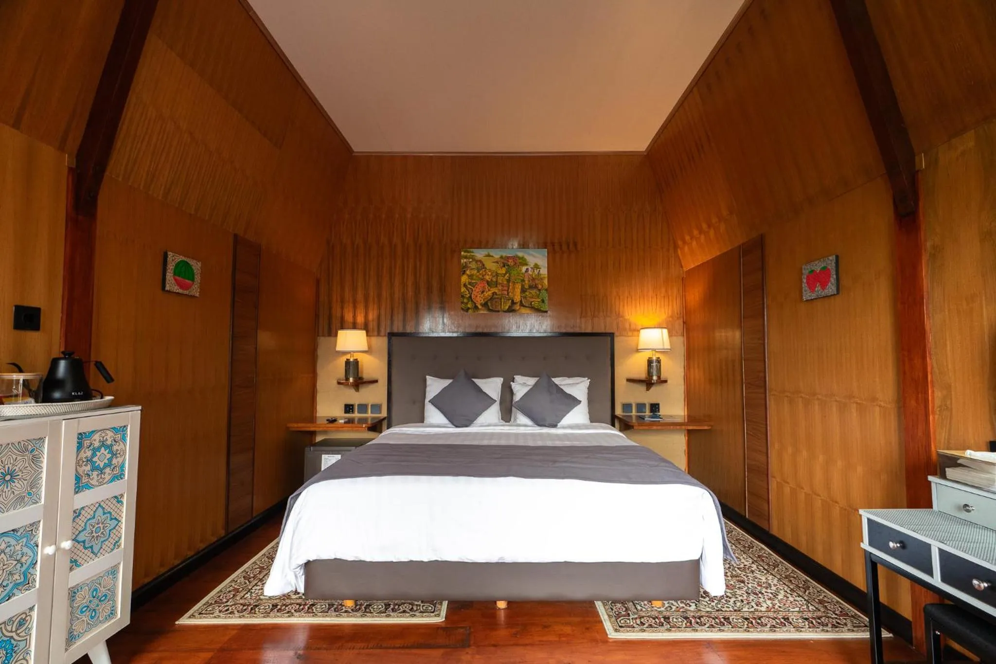 Bed in Pondanu Living