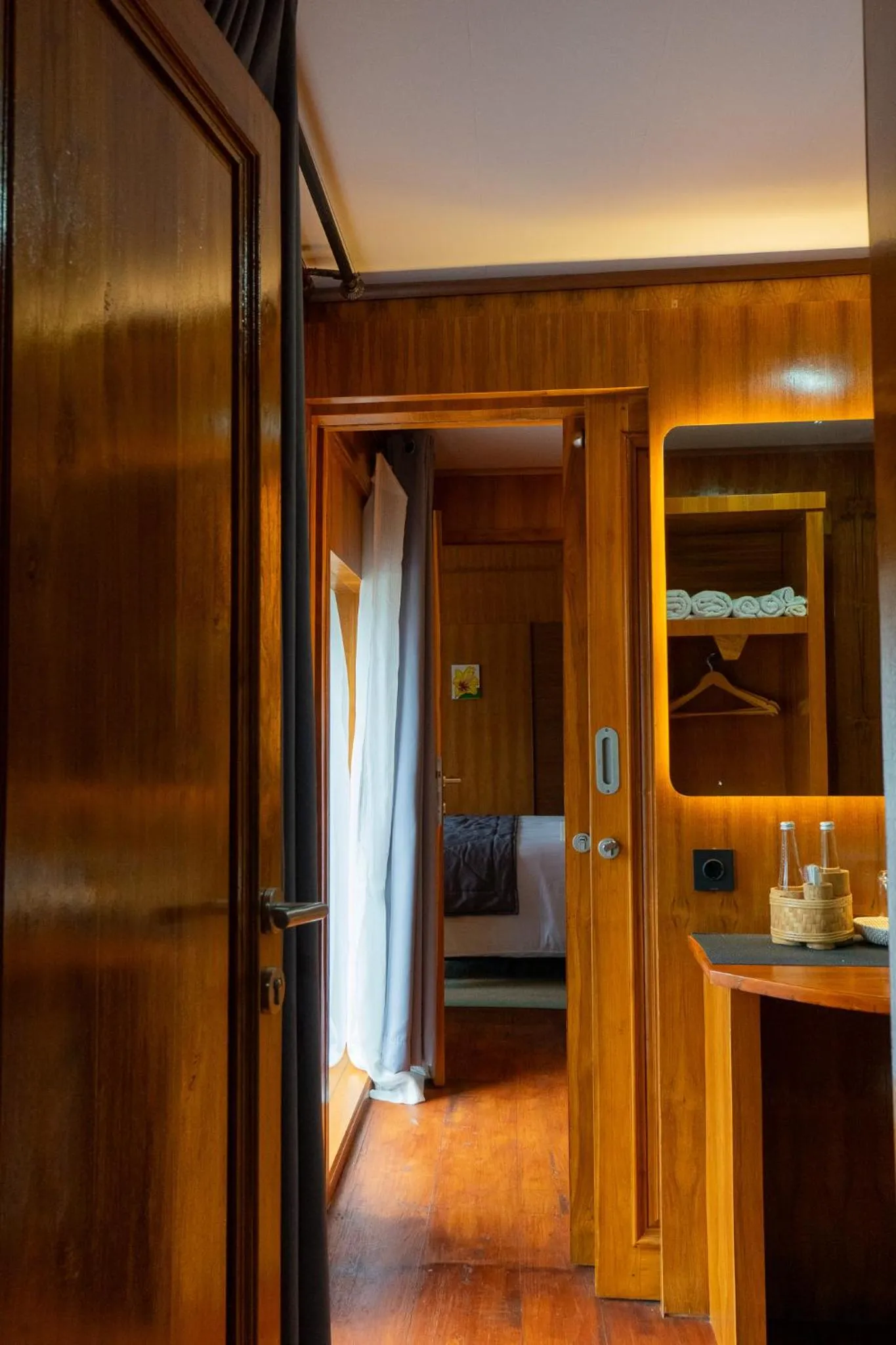 Bed in Pondanu Living