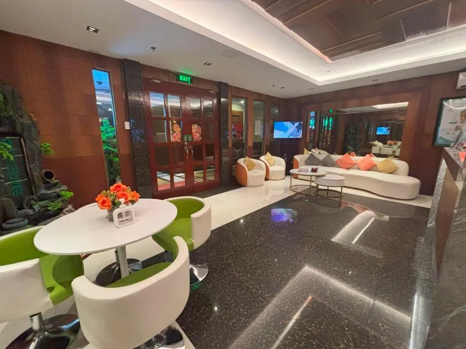 Spa and wellness centre/facilities in Lido De Paris Hotel