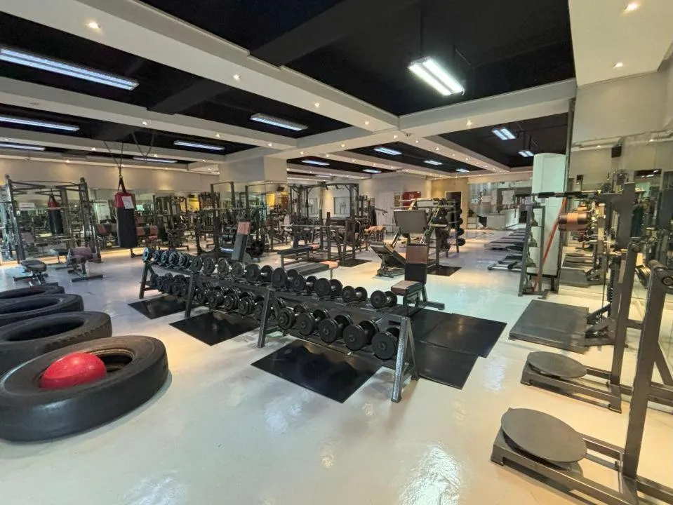 Fitness centre/facilities in Lido De Paris Hotel
