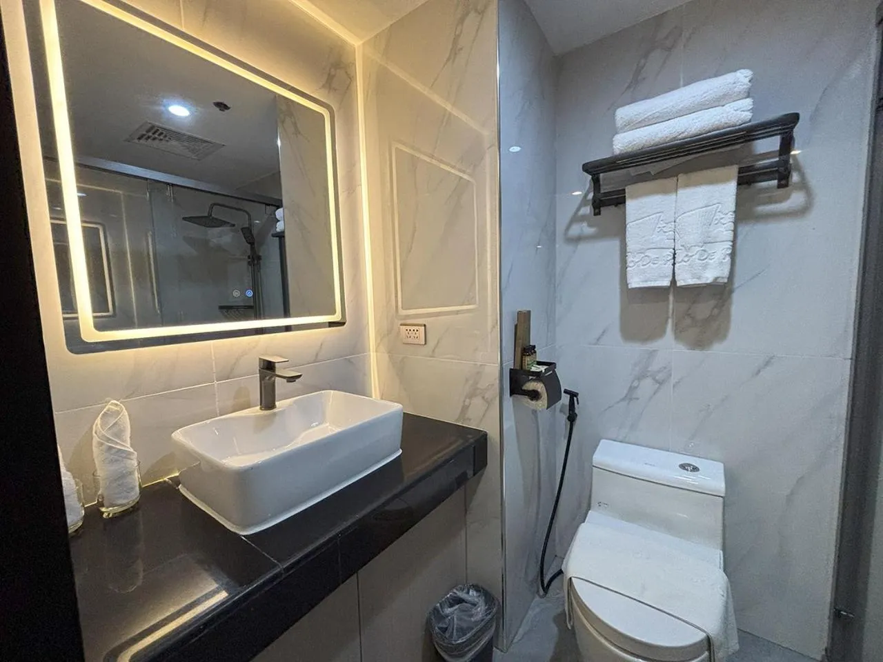 Bathroom in Lido De Paris Hotel