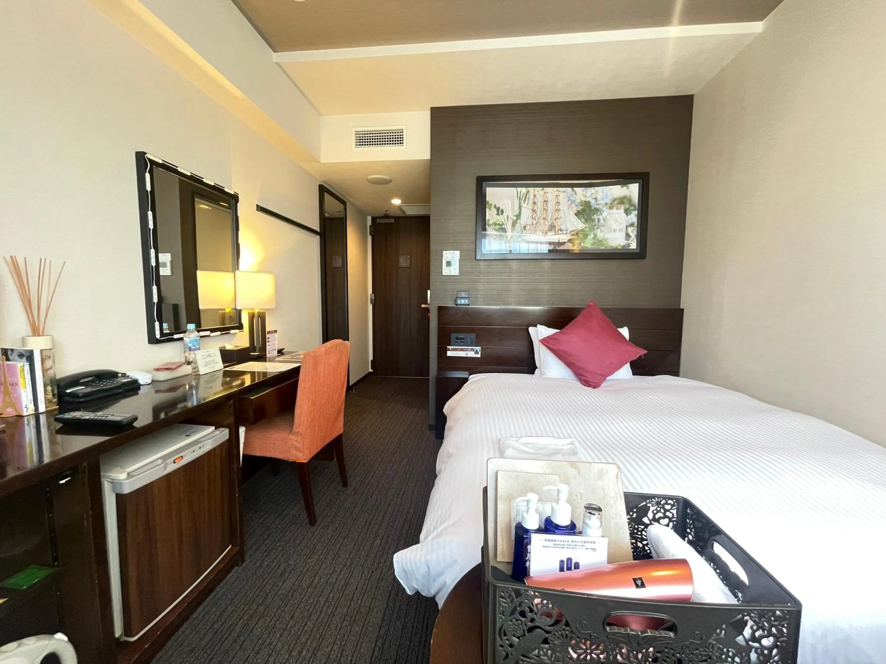 Bed in Lagunasuite Shinyokohama