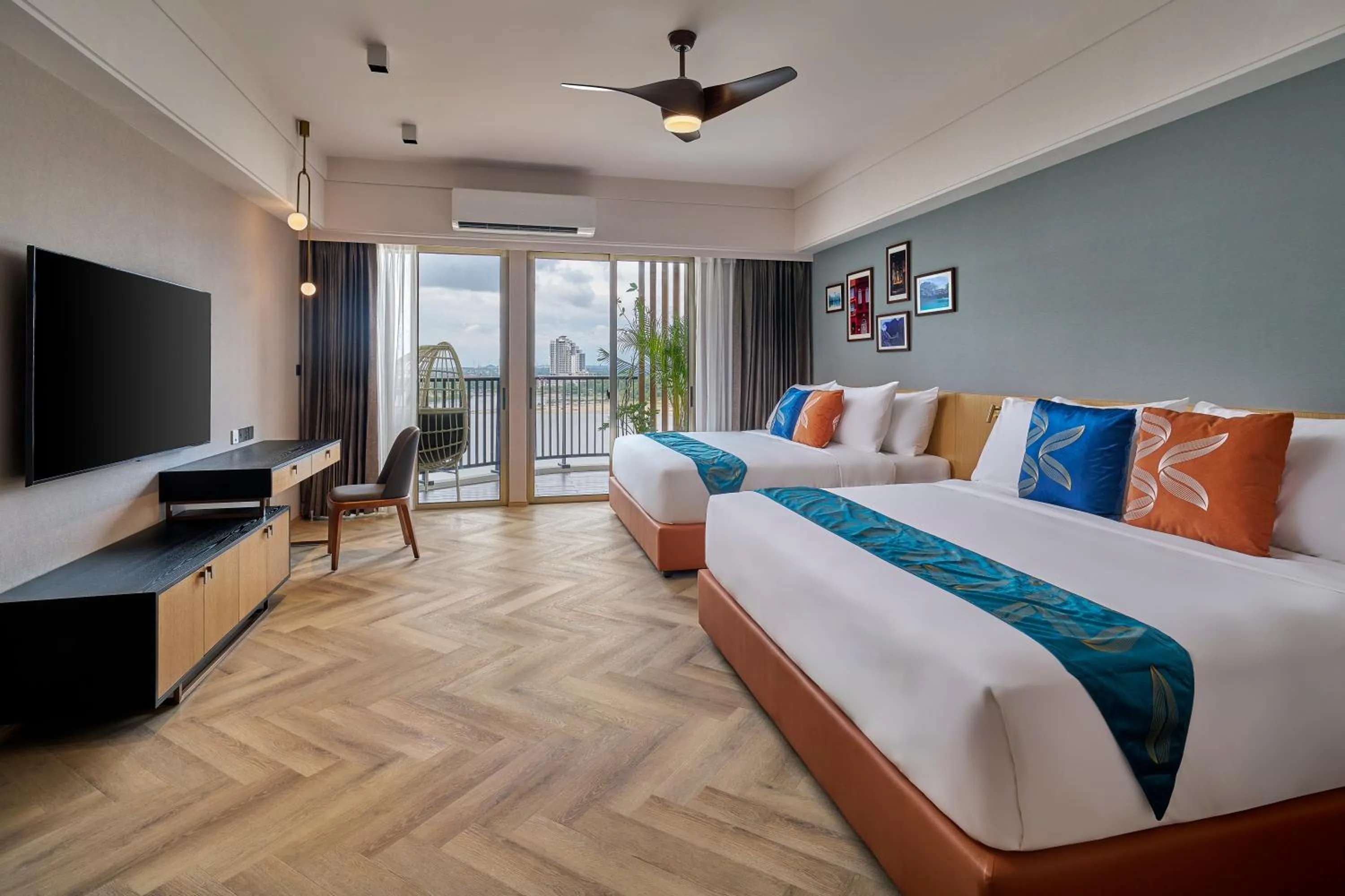 Photo of the whole room, Bed in Birkin International Hotel