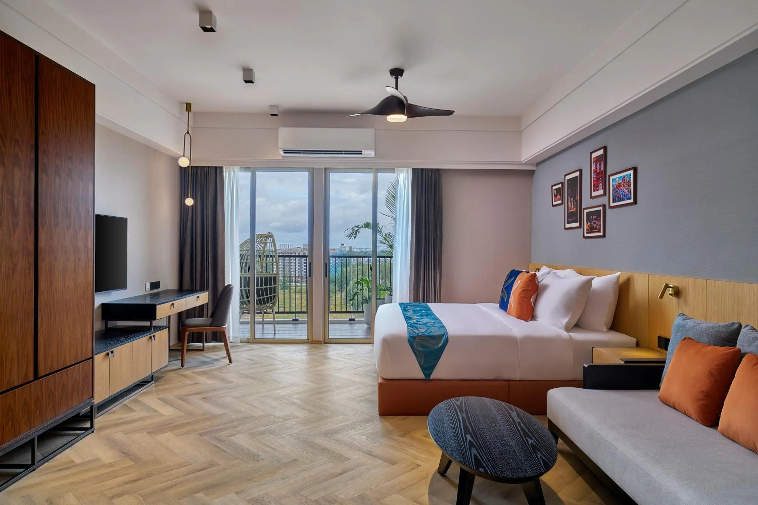 Living room in Birkin International Hotel