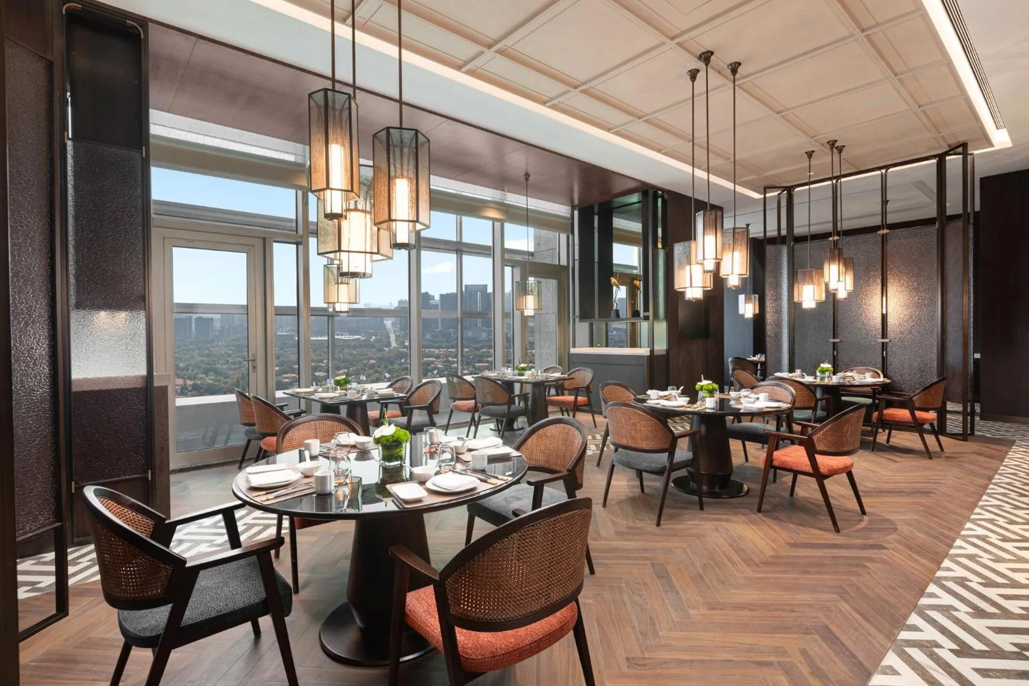 Restaurant/places to eat in HUALUXE Hotels and Resorts Haining