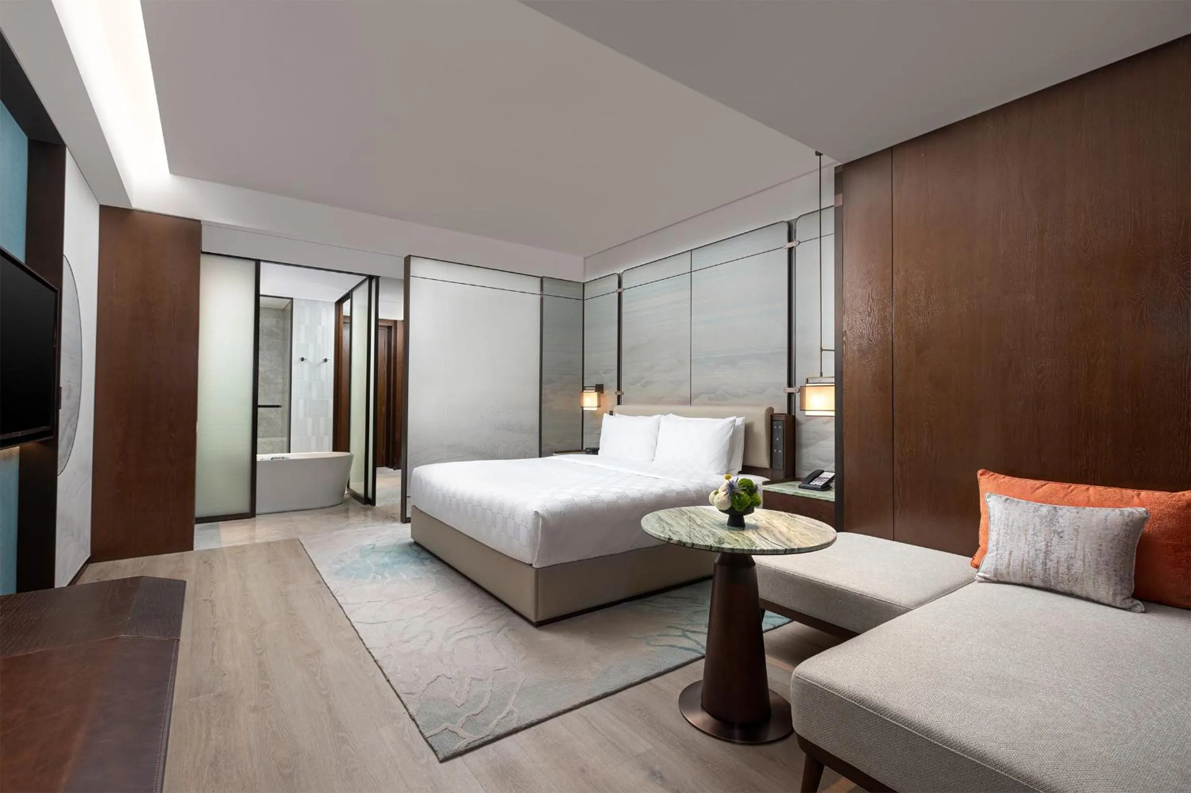 Bed in HUALUXE Hotels and Resorts Haining